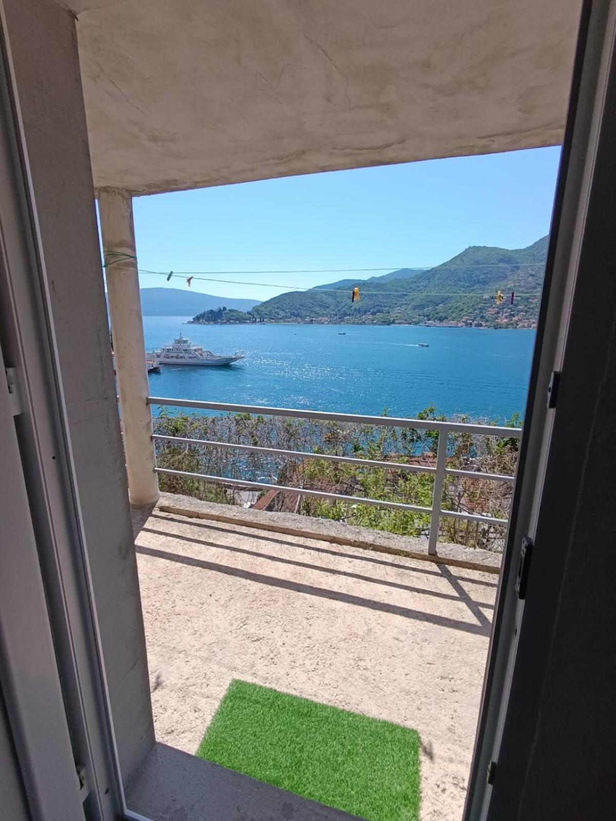 Apartments Eftimov Tivat Exterior foto